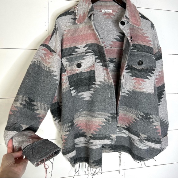 La Miel Aztec Print Boxy Raw Hem Jacket - Picture 6 of 8